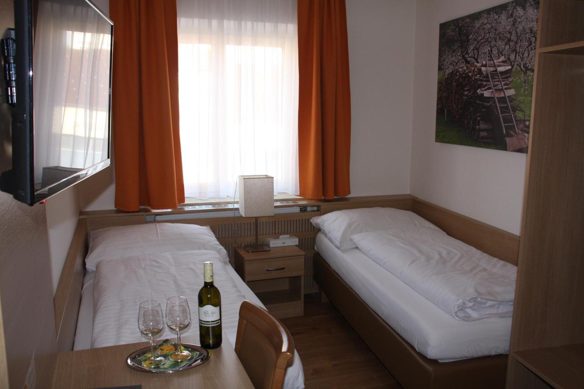 Weinhotel Rieder Пойсдорф Екстер'єр фото