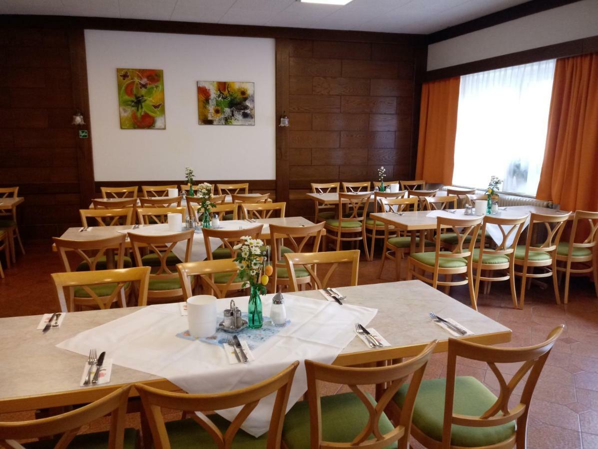Weinhotel Rieder Пойсдорф Екстер'єр фото